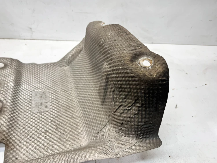 OSŁONA TERMICZNA WYDECHU AUDI Q5 8R 8R0804171B