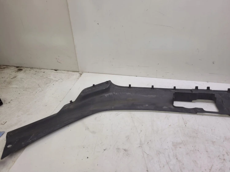 OSŁONA NAKŁADKA PASA AUDI Q7 4L 4L0807081