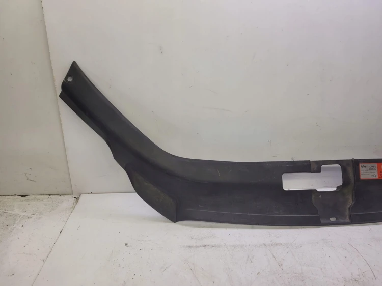 OSŁONA NAKŁADKA PASA AUDI Q7 4L 4L0807081