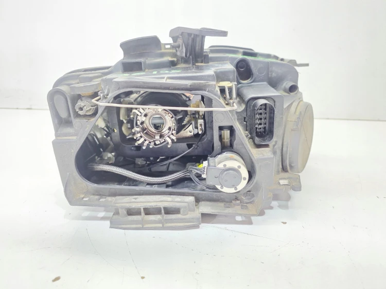 REFLEKTOR LAMPA LEWY PRZÓD BI XENON LED AUDI A5 8T 8T0941029AK EU 36/25