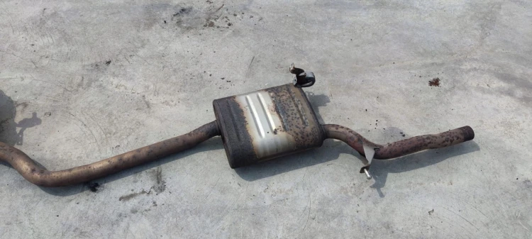 TŁUMIK WYDECH AUDI A4 B8 A5 8T 1.8 TFSI 8K0253611J