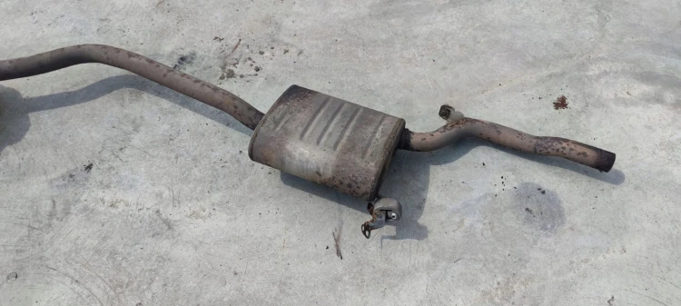 TŁUMIK WYDECH AUDI A4 B8 A5 8T 1.8 TFSI 8K0253611J