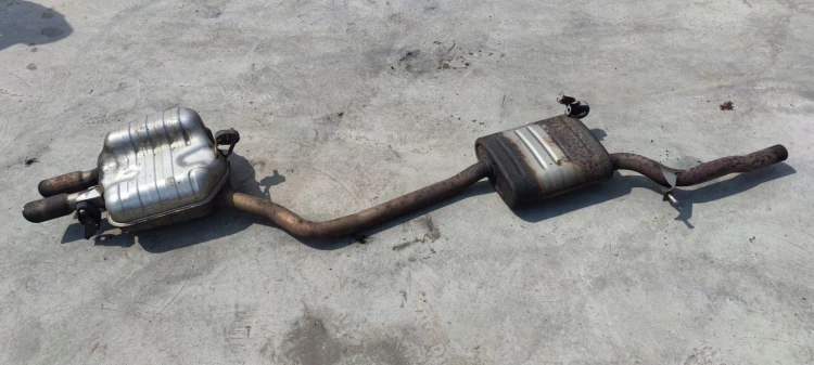 TŁUMIK WYDECH AUDI A4 B8 A5 8T 1.8 TFSI 8K0253611J