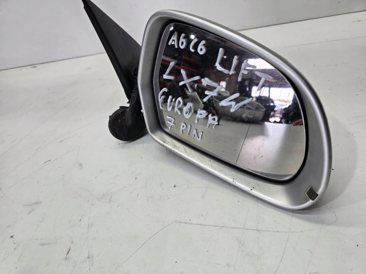 LUSTERKO PRAWY PRZÓD AUDI A6 C6 LIFT LX7W 7-PIN EUROPA