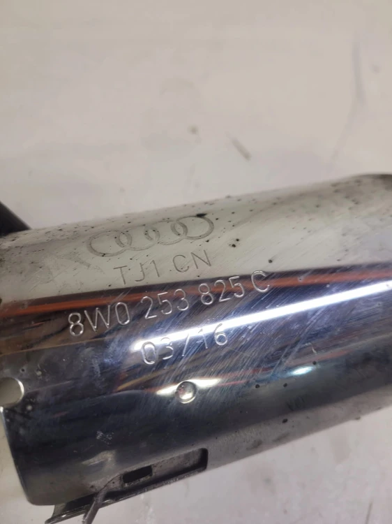 WYDECH KOŃCÓWKA TŁUMIKA AUDI A4 B9 A5 8W0253825C