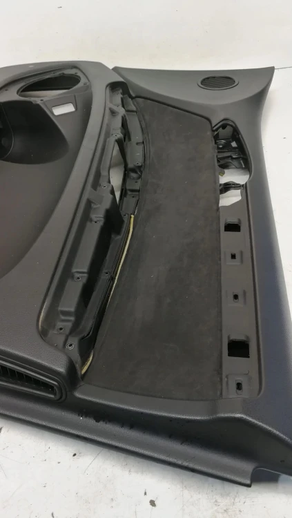 BOCZEK DRZWI PRAWY PRZÓD AUDI Q7 ALCANTARA 4L1