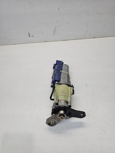 SIŁOWNIK ELEKTRYCZNY KLAPY PRAWY TYŁ AUDI A4 B8 AVANT 8K9827852C