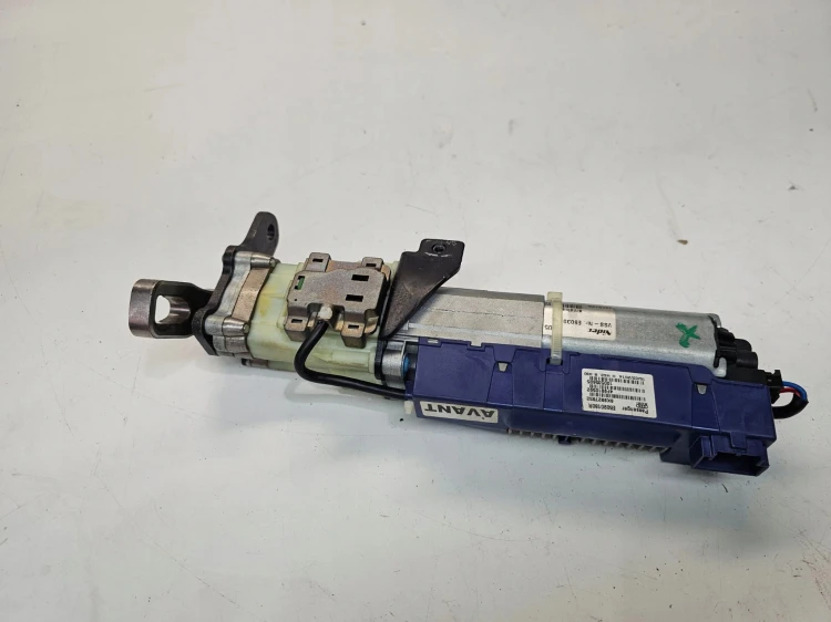 SIŁOWNIK ELEKTRYCZNY KLAPY PRAWY TYŁ AUDI A4 B8 AVANT 8K9827852C