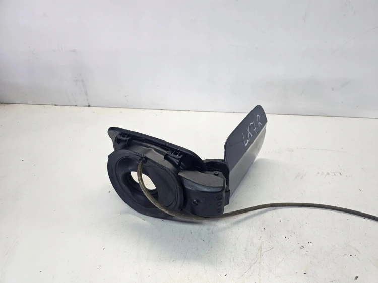 KLAPKA WLEWU PALIWA AUDI A5 8T 8T8809906D LX7R
