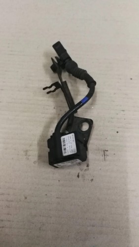 CZUJNIK PRZYŚPIESZENIA A8 D3 4.2 TDI 4E0616576J