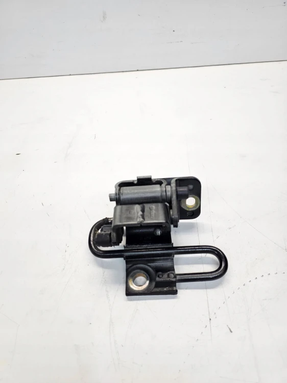 ZAWIAS DRZWI PRAWY DOLNY AUDI A3 A4 A6 8E0831412B