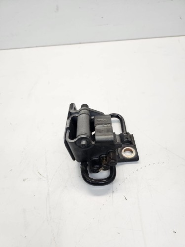 ZAWIAS DRZWI PRAWY DOLNY AUDI A3 A4 A6 8E0831412B