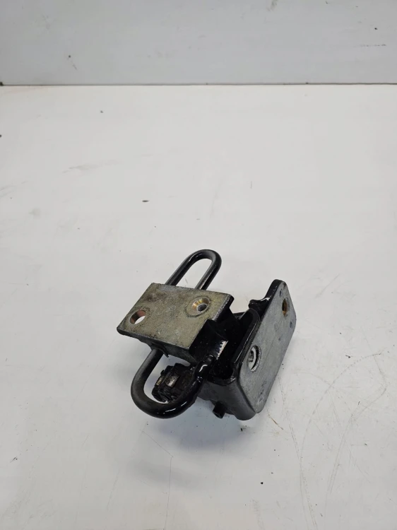 ZAWIAS DRZWI PRAWY DOLNY AUDI A3 A4 A6 8E0831412B