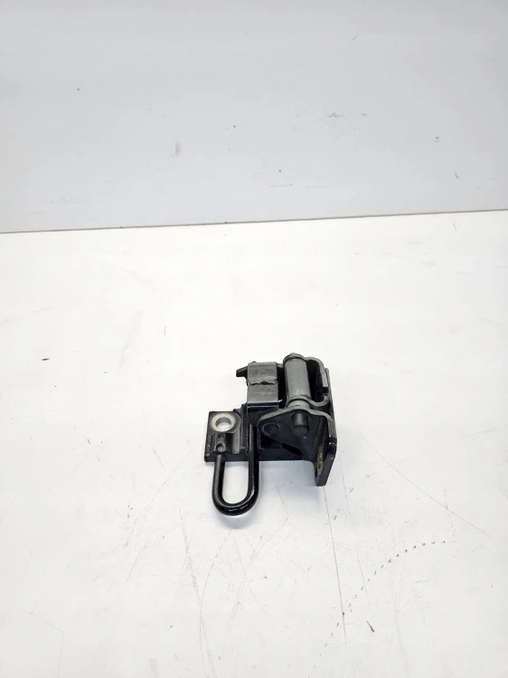ZAWIAS DRZWI PRAWY DOLNY AUDI A3 A4 A6 8E0831412B