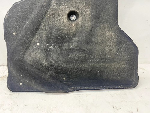 OSŁONA PŁYTA POD SILNIK AUDI Q3 8U0825311A 63/26