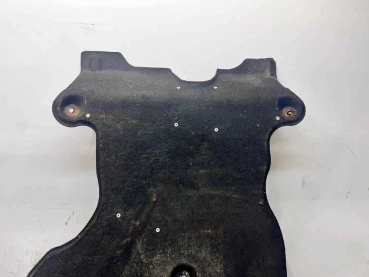 OSŁONA PŁYTA POD SILNIK AUDI Q3 8U0825311A 63/26