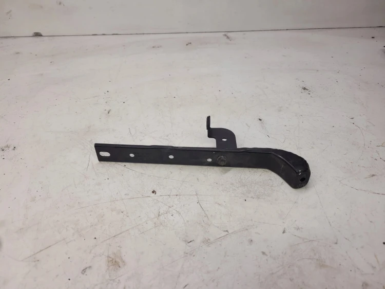 MOCOWANIE PASA KLAKSONU AUDI A8 D3 4E0806494A