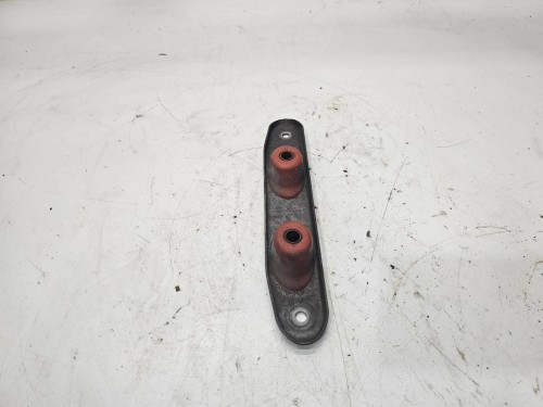 WIESZAK UCHWYT TŁUMIKA WYDECHU AUDI A3 8P VW 1K0253144AE