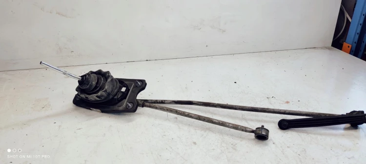 WYBIERAK BIEGÓW LEWAREK AUDI A4 B8 A5 8T 8K0711025K 8K0711151B 8K0711271D