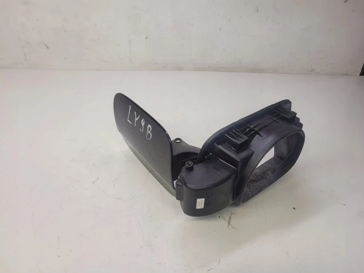 KLAPKA WLEWU PALIWA AUDI A4 B8 8K0809999A LY9B