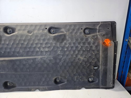 OSŁONA PODWOZIA LEWA AUDI A3 8P 1K0825211E