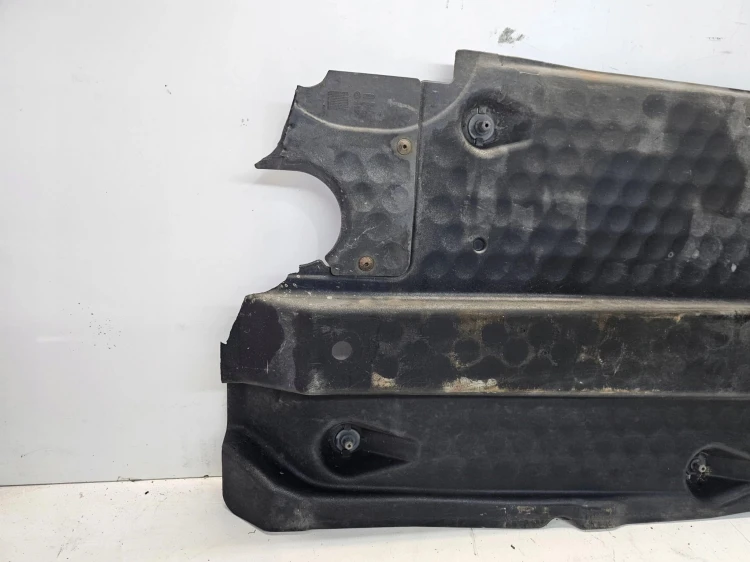 OSŁONA PODWOZIA LEWA AUDI A3 8P 1K0825211E