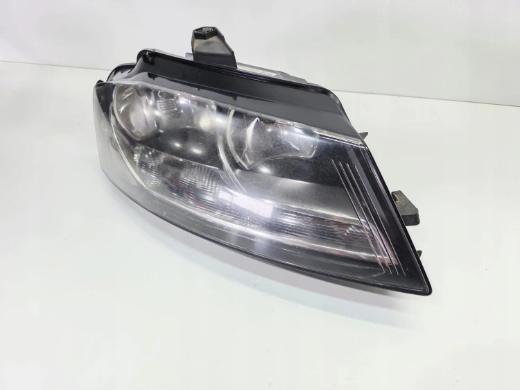 REFLEKTOR LAMPA PRAWY PRZÓD AUDI A3 8P 8P0941004BC UK
