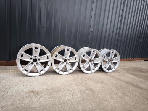 FELGI FELGA KOMPLET VW SKODA AUDI A3 A4 A6 7.5J R17 ET56 8P0601025BL Z*64*