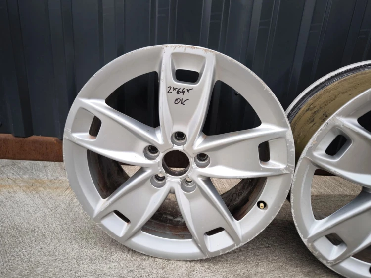 FELGI FELGA KOMPLET VW SKODA AUDI A3 A4 A6 7.5J R17 ET56 8P0601025BL Z*64*