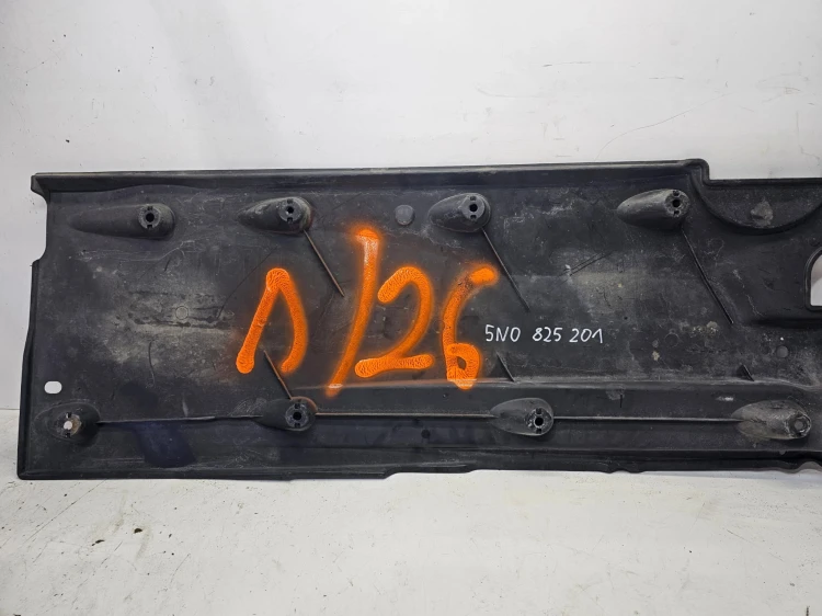 OSŁONA PŁYTA PODWOZIA LEWA DUŻA VOLKSWAGEN TIGUAN 5N0825201