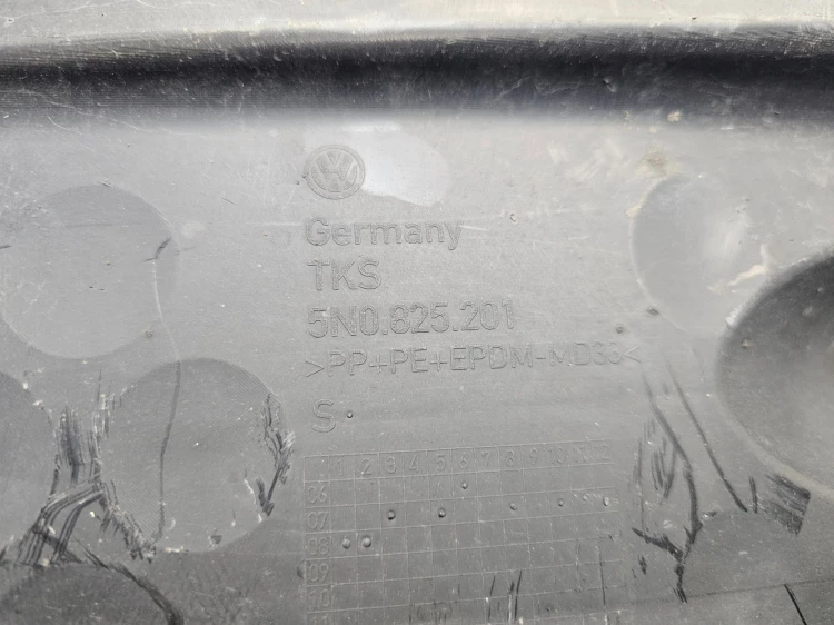 OSŁONA PŁYTA PODWOZIA LEWA DUŻA VOLKSWAGEN TIGUAN 5N0825201