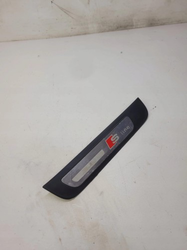 LISTWA PROGOWA LEWY TYŁ AUDI A4 B8 8K0853375B