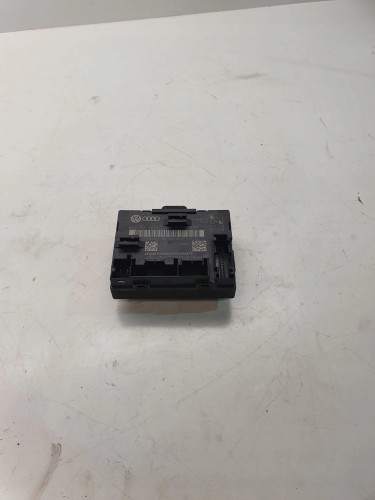 MODUŁ STEROWNIK DRZWI AUDI A4 B8 A5 Q5 8K0959793E