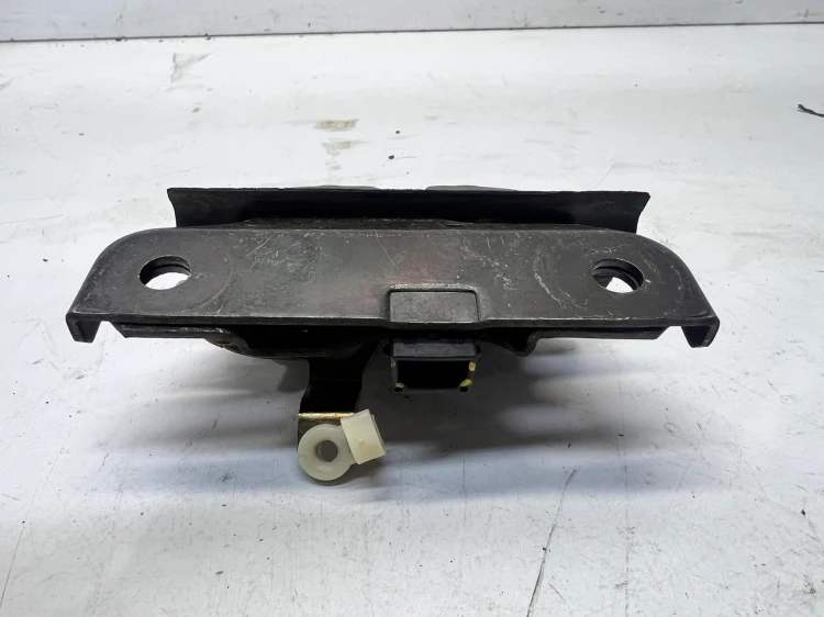 ZAMEK KLAPY TYŁ AUDI A3 8L 8L0827505G