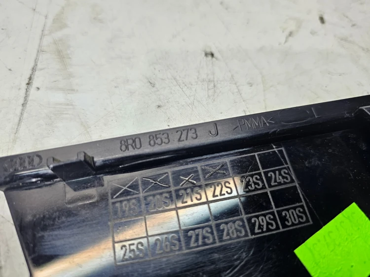 NAKŁADKA OSŁONA DRZWI LEWY TYŁ AUDI Q5 8R 8R0853273J CZARNY MAT