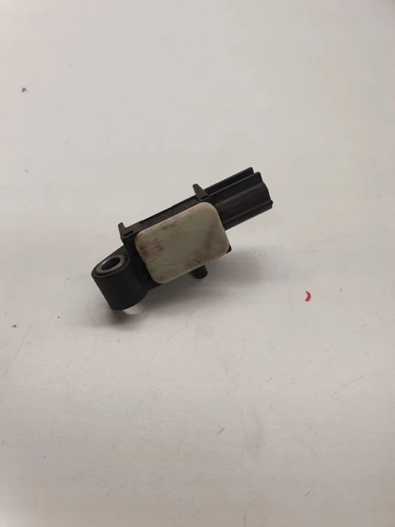CZUJNIK UDERZENIOWY AUDI A6 C6 LIFT 4F0959651