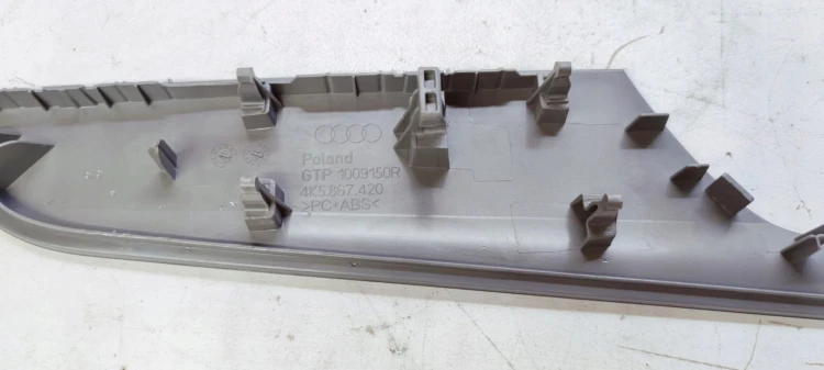 DEKOR LISTWA DRZWI PRAWY TYŁ AUDI A6 C8 4K5867420