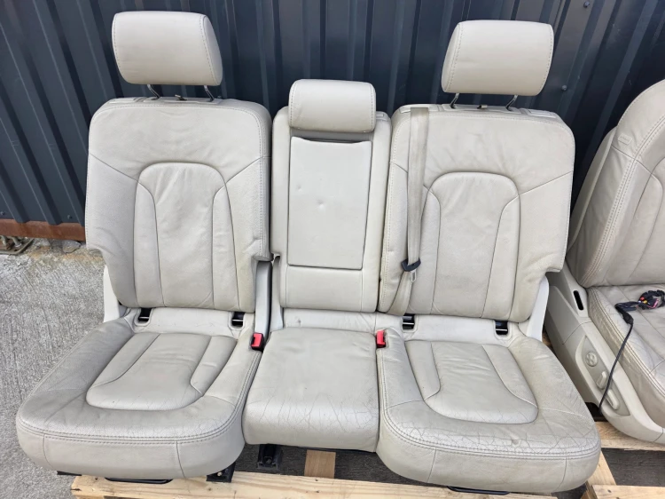 FOTEL FOTELE AUDI Q7 4L 7 OSÓB SKÓRA PODGRZEWANE MONITORY BOSE KOMPLET !!!