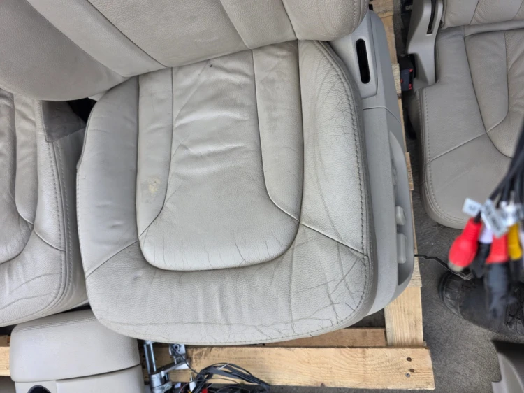 FOTEL FOTELE AUDI Q7 4L 7 OSÓB SKÓRA PODGRZEWANE MONITORY BOSE KOMPLET !!!