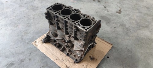BLOK SILNIKA AUDI VW SEAT BKD 1.9 2.0 TDI 038021CF