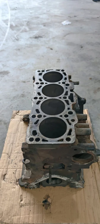 BLOK SILNIKA AUDI VW SEAT BKD 1.9 2.0 TDI 038021CF