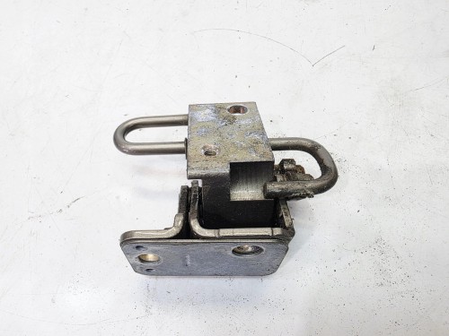 ZAWIAS DRZWI TYLNY LEWY DOLNY AUDI A3 8P 8P4833411