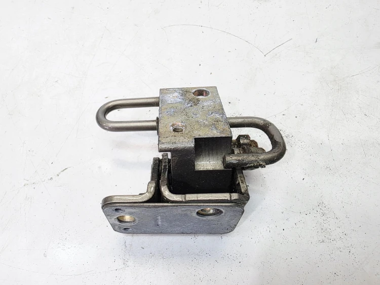 ZAWIAS DRZWI TYLNY LEWY DOLNY AUDI A3 8P 8P4833411