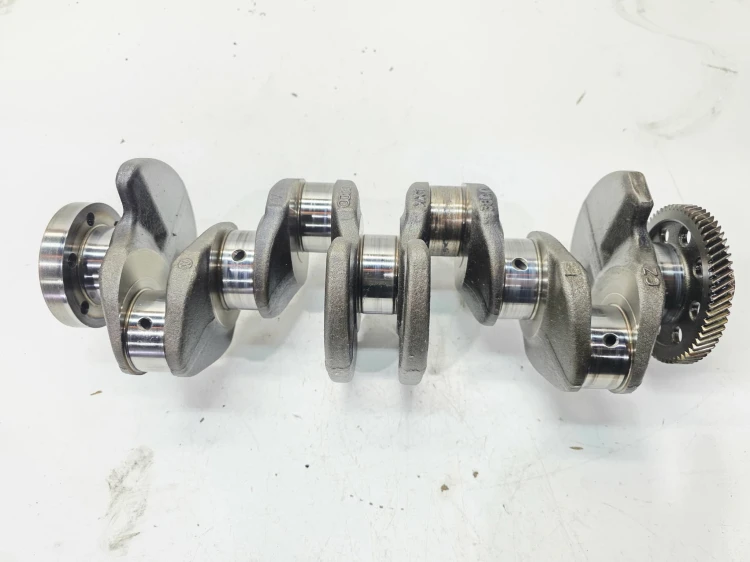WAŁ KORBOWY AUDI VOLKSWAGEN SEAT SKODA 2.0 TDI CFF CJC 38AA 5/26 ZATARTY