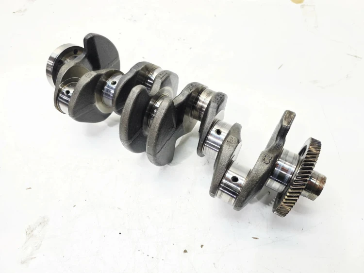 WAŁ KORBOWY AUDI VOLKSWAGEN SEAT SKODA 2.0 TDI CFF CJC 38AA 5/26 ZATARTY