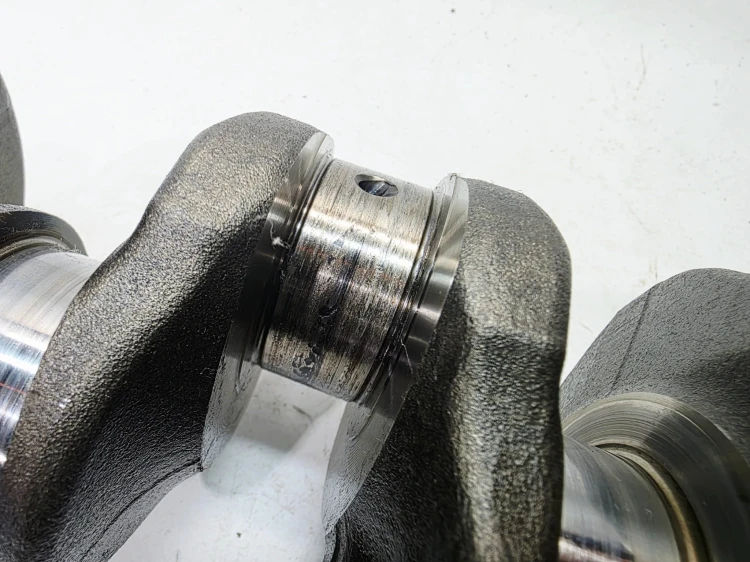 WAŁ KORBOWY AUDI VOLKSWAGEN SEAT SKODA 2.0 TDI CFF CJC 38AA 5/26 ZATARTY