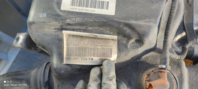 BAK ZBIORNIK PALIWA AUDI A4 B7 QUATTRO 8E0201022FB