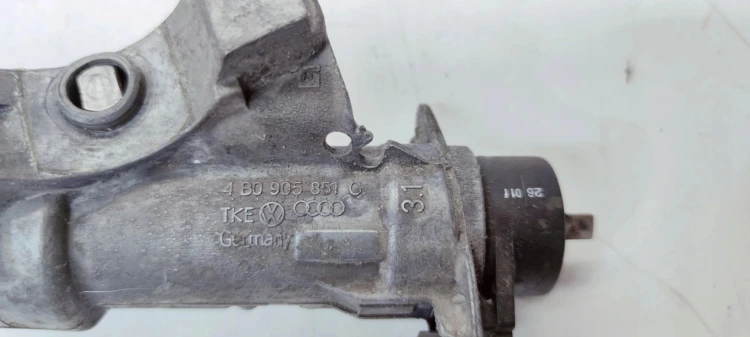 STACYJKA Z KLUCZYKIEM GROTEM AUDI A4 B6 A6 C5 4B0905851C