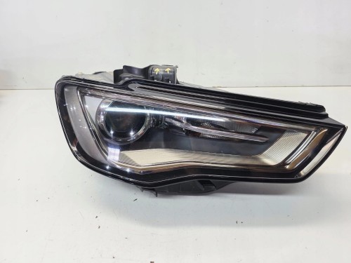 REFLEKTOR PRAWY PRZÓD BI XENON LED SKRĘTNY AUDI A3 8V 8V0941754A 44/25