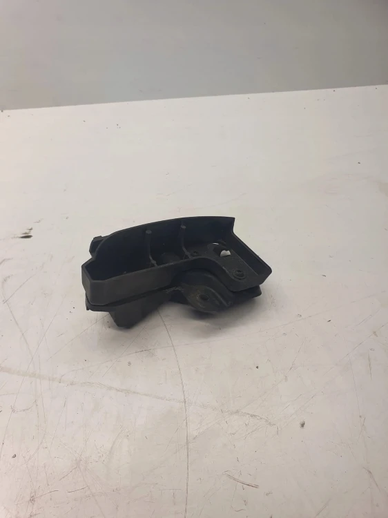 ŚLIZG ZDERZAKA PRAW TYŁ AUDI A6 C6 4F9807892 AVANT